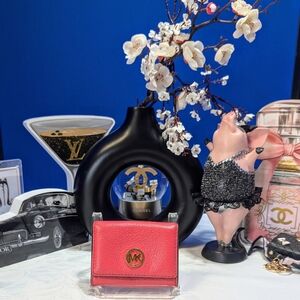 *Michael Kors Coral Red Card Holder